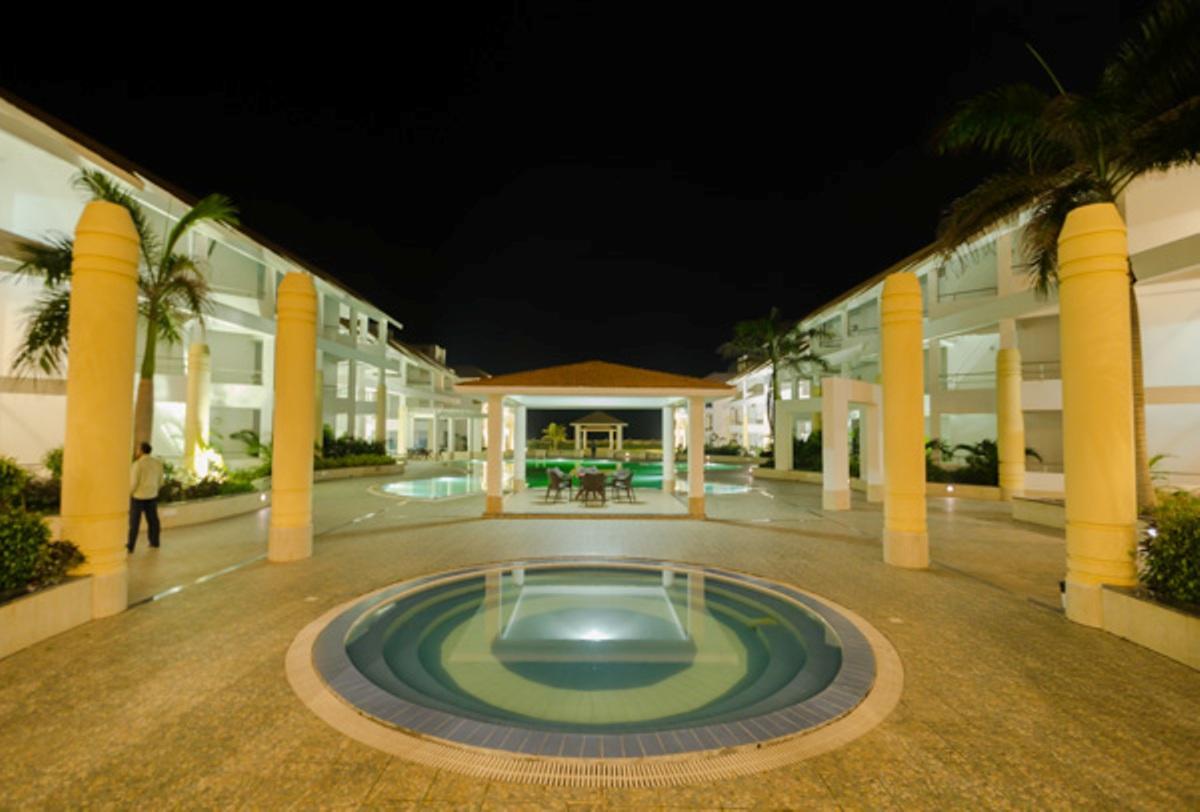 Empires Hotel Puri Exterior foto